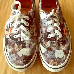 Cat print vans
